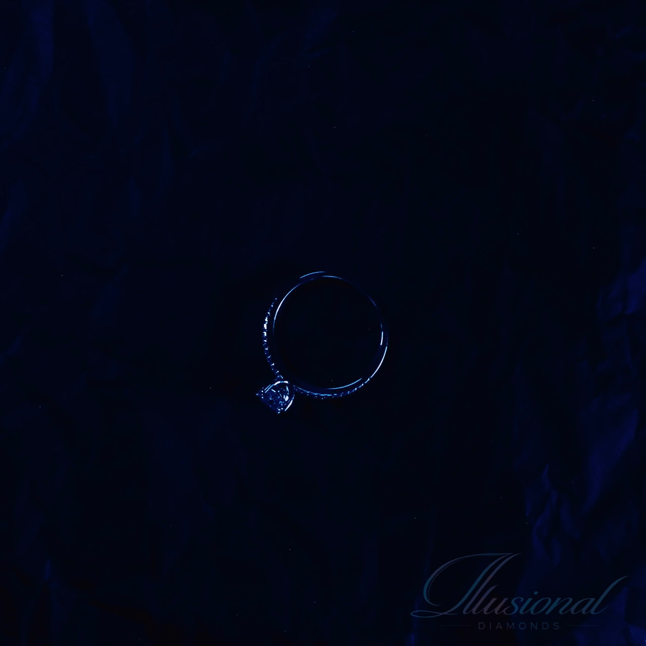 Silver 'Oval' Cut Ring